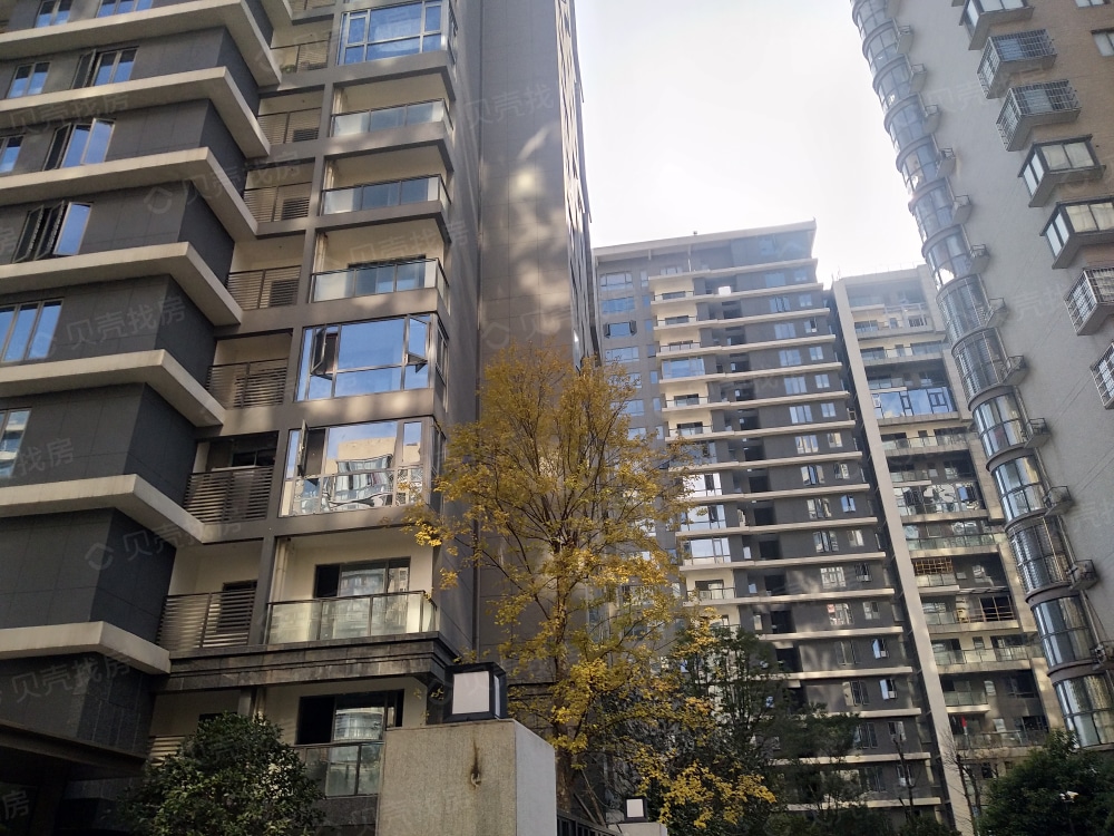 恩瑞御西湖实景图