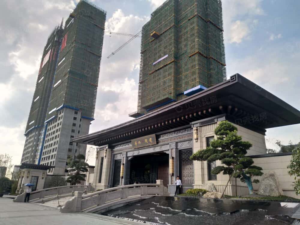 建发央著相册