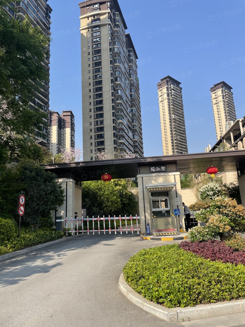 保利冠江墅实景图