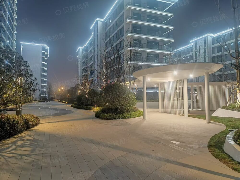 建业十八城9期小区配套