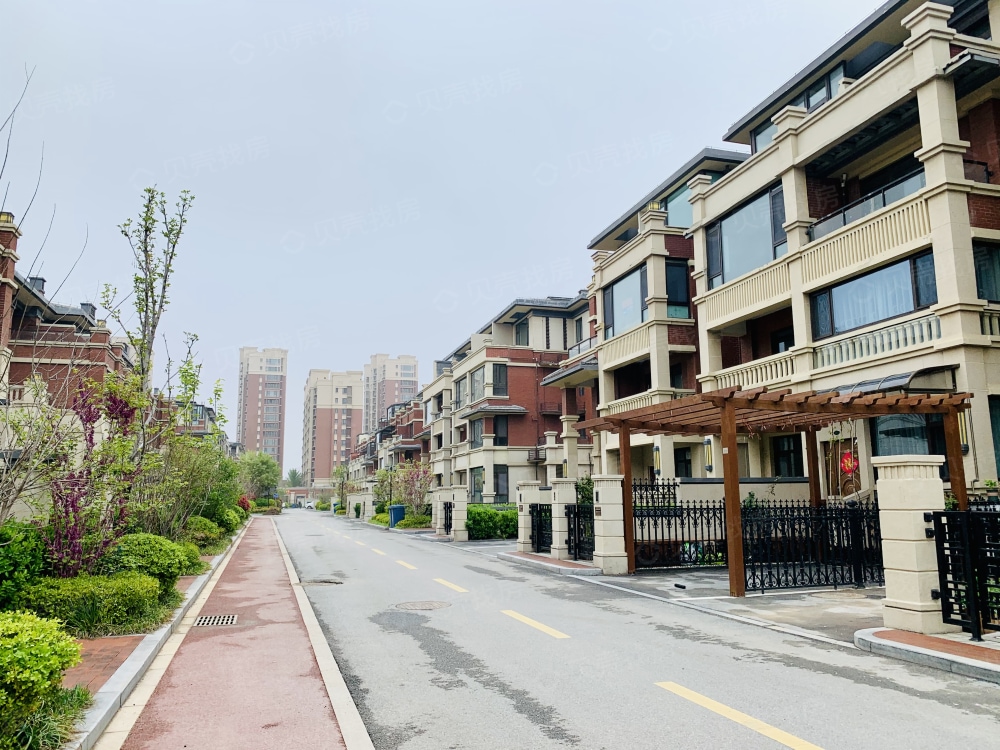 保利科创紫荆阁