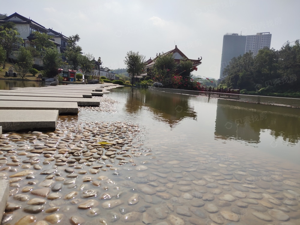 世茂·御泉十里相册