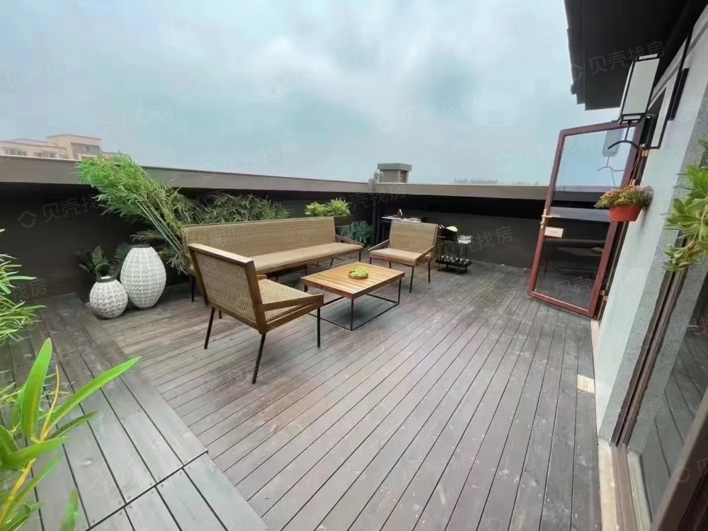 证第2021-010号咨询电话:         4008163008转98520别名:赣江一号院