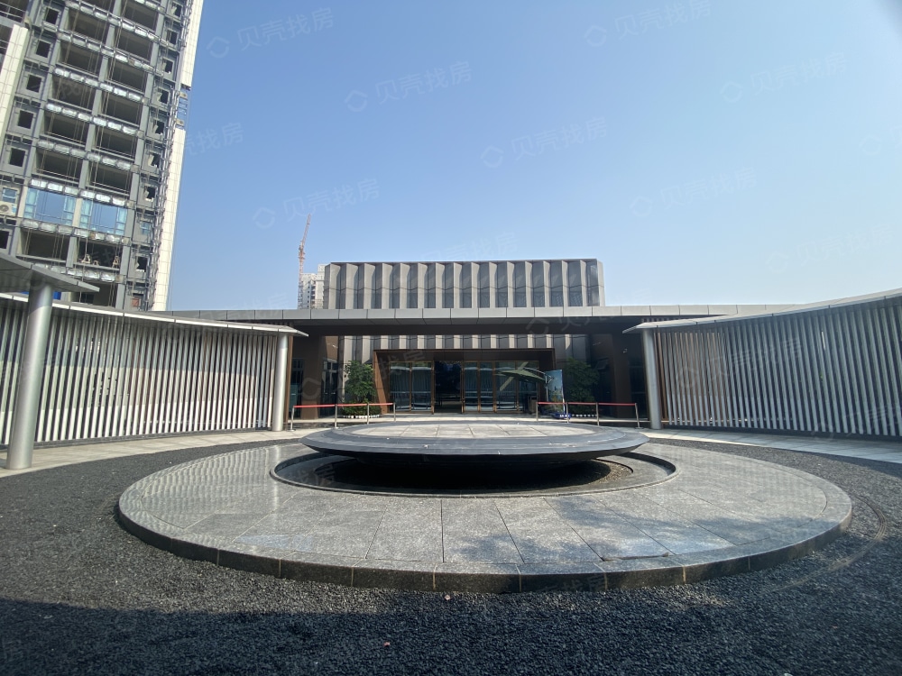 高新湖畔项目现场