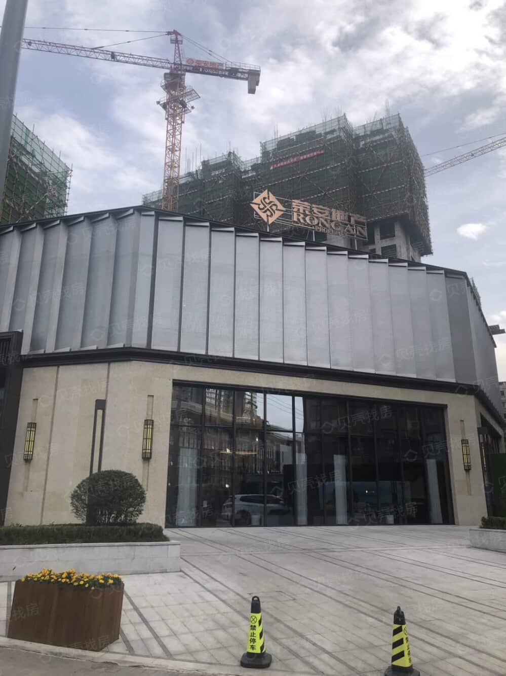 荣安芙蓉印月实景图