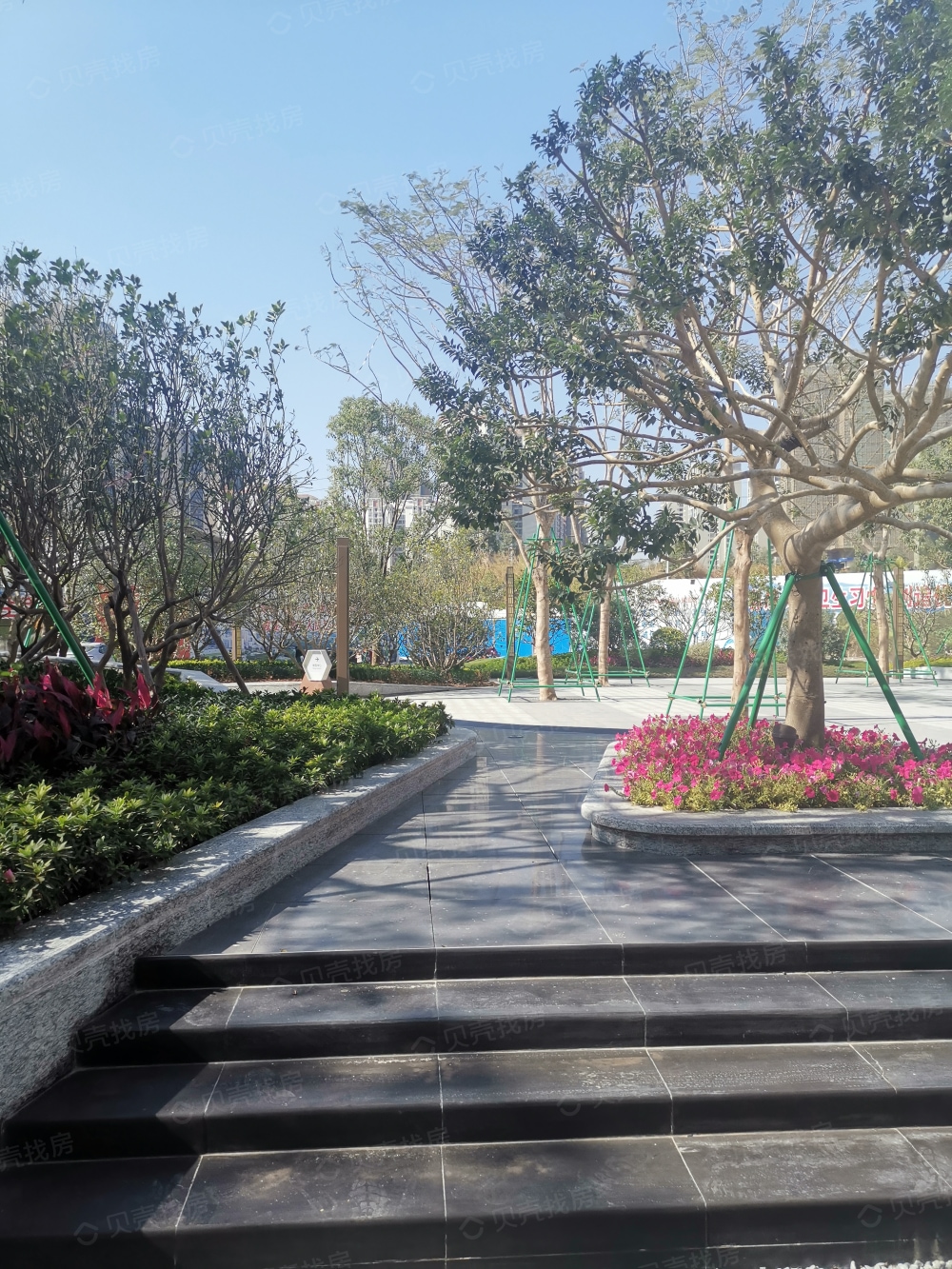 泰丰枫林岸花园相册