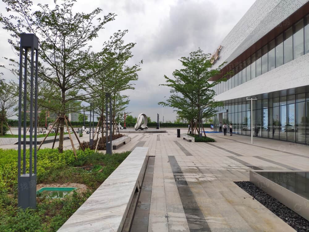 绿地广清国际中心