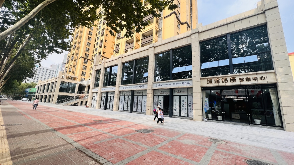 城建铭座项目现场