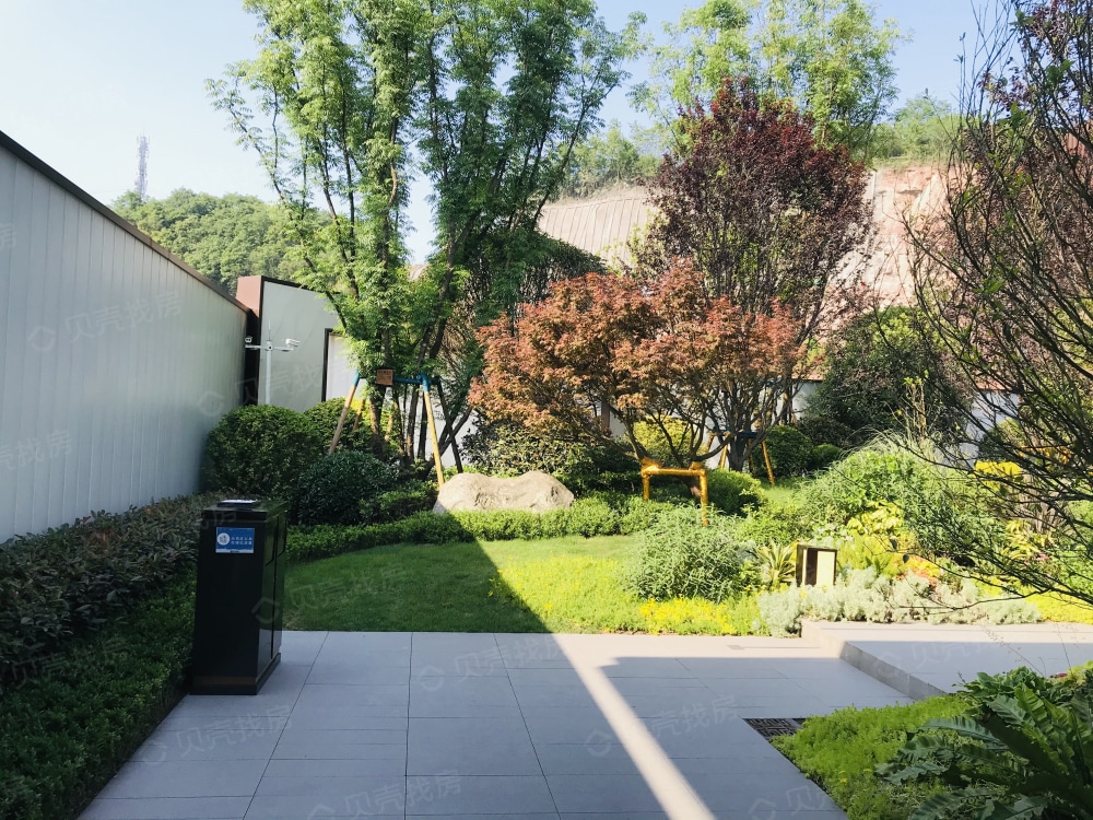 中骏弘阳樾景台相册