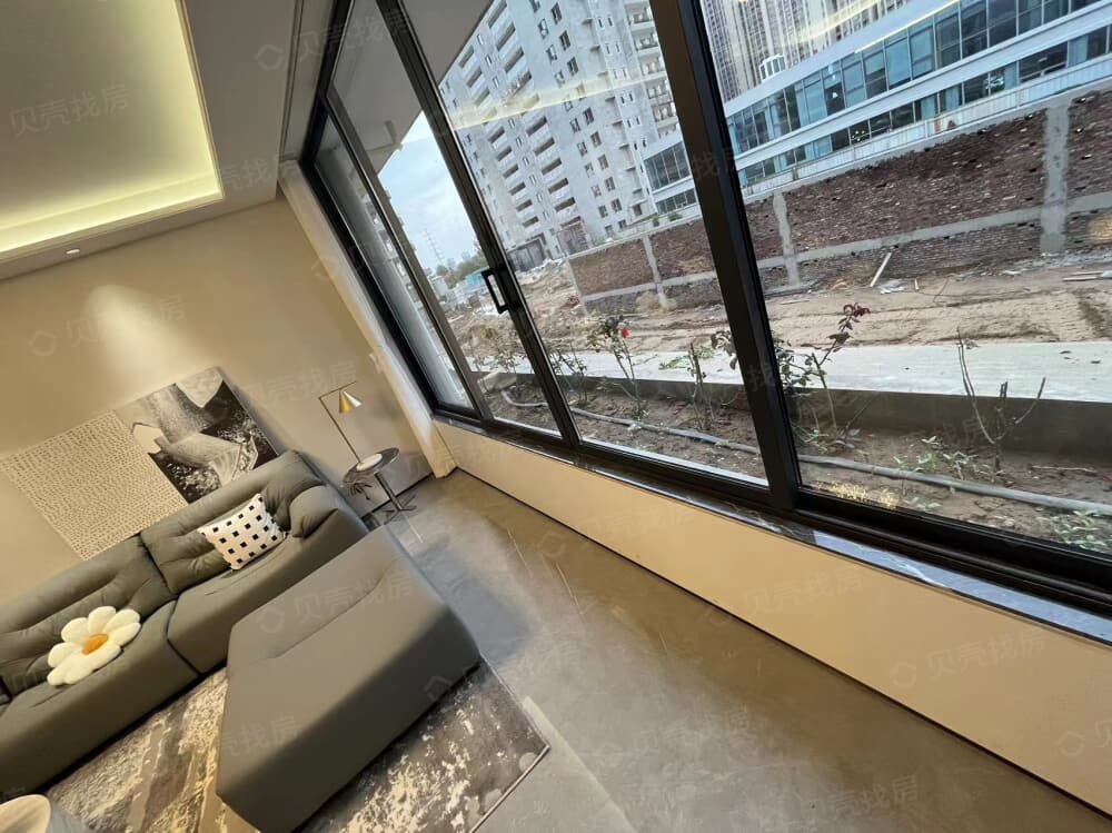 东方宇亿万林上院样板间