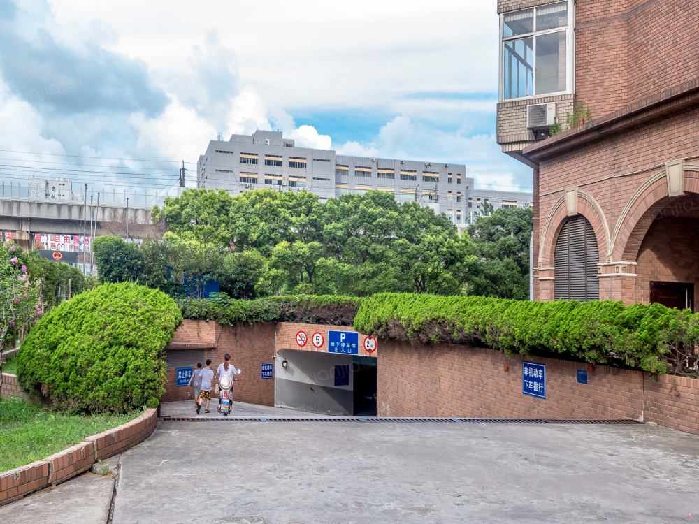 阳明花园广场【项目简介】 位置: 该_阳明花园广场评论详情-上海贝壳