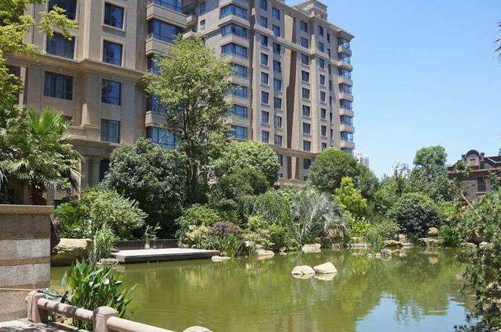 您好,链家新房许琛琪很高兴带您了解翡丽甲_翡丽甲第评论详情-上海