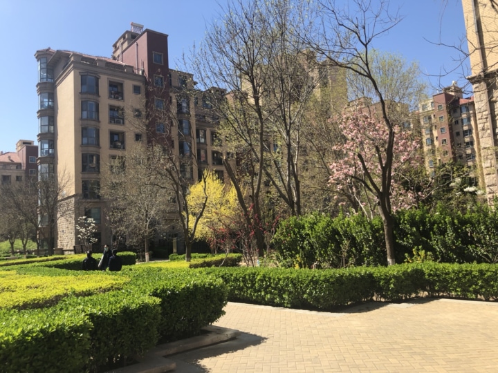 成寿寺中海城板楼南北通透两室两厅,只有契税