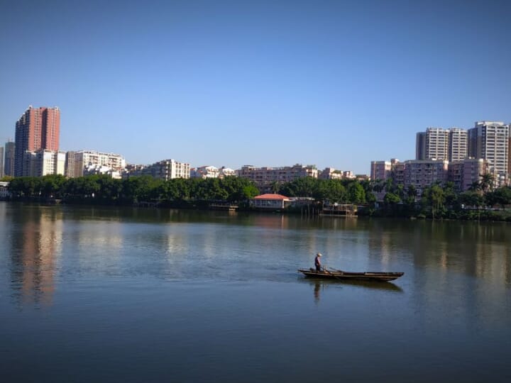 中层实用三房 东南向 户型方正 税费少 看房方便_佛山珠江半岛花园