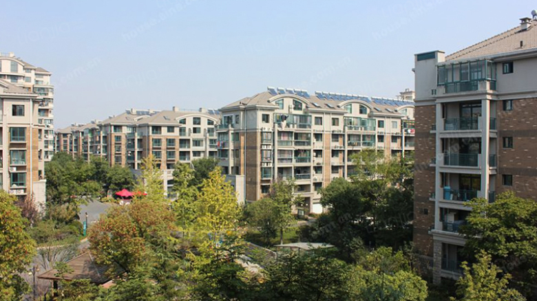 合租·岸上蓝山 5居室 北卧