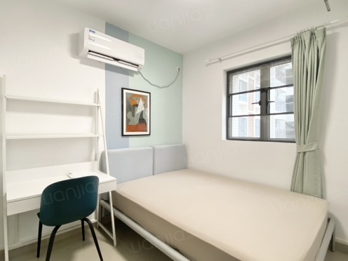 合租·萝岗和苑 5居室 东卧