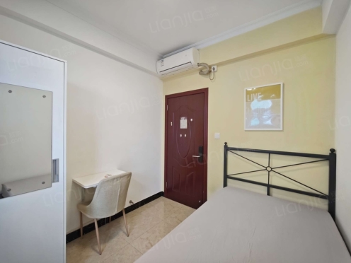 合租·辉洋苑 4居室 北卧