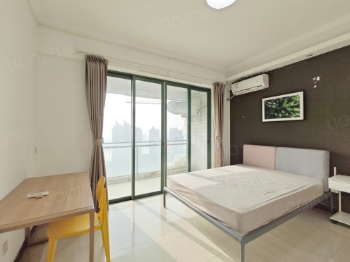 合租·逸翠湾 4居室 西卧