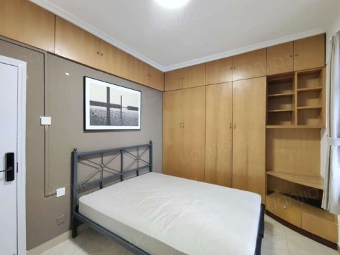 合租·新陶苑 4居室 东卧