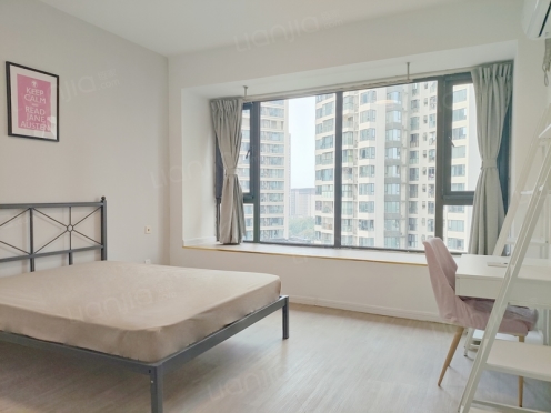 合租·两江国际 4居室 西北卧