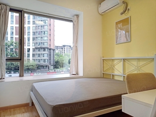 合租·新鸿基悦城 4居室 南卧