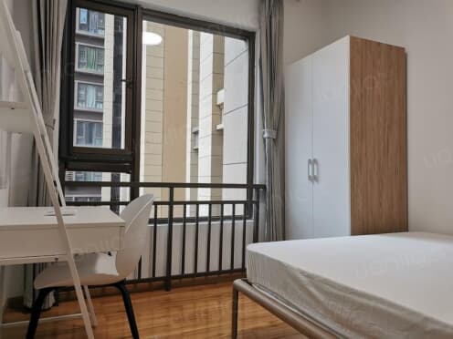 合租·天悦府 3居室 南卧