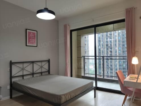 合租·央湖名邸一期 4居室 南卧