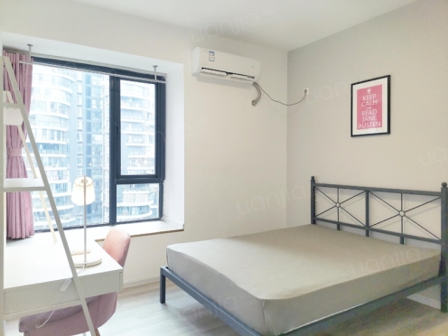 合租·浅水半岛三期 4居室 东卧