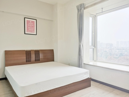 合租·中房蓝水湾 4居室 西卧