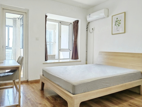 合租·蓝光凯丽香江 4居室 西卧