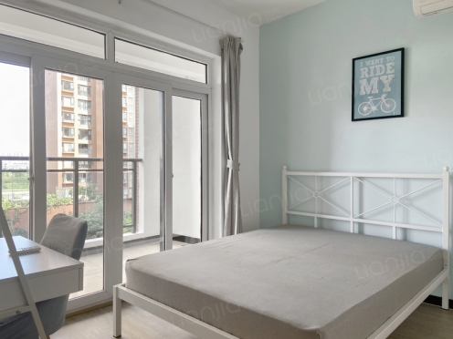 合租·比华利国际城三期 4居室 东北卧