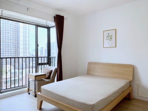 合租·西锦国际一期 4居室 东南卧