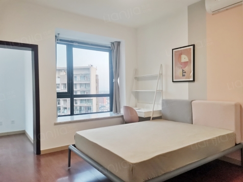 合租·翡翠城四期 3居室 东卧