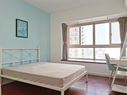 合租·国嘉美领居 4居室 东北卧