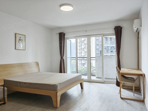 合租·蓝光凯丽香江 4居室 西南卧