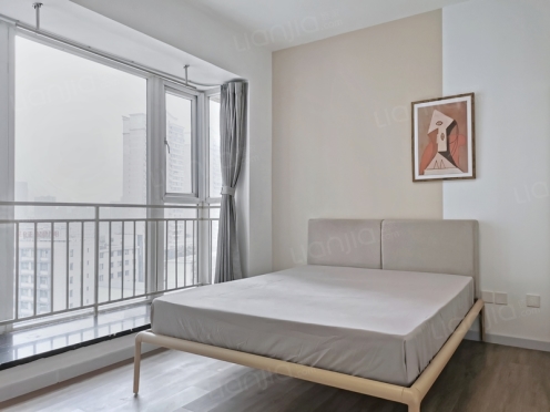 合租·建银大厦 4居室 南卧