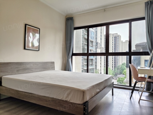 合租·光华壹号 4居室 北卧