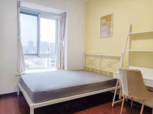 合租·天府名居金沙江苑 4居室 西卧