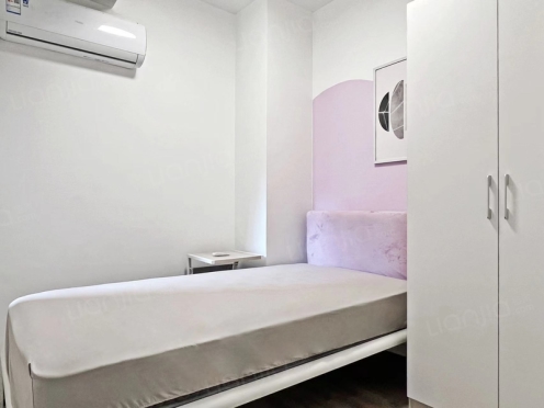 合租·保利百合花园 5居室 西南卧