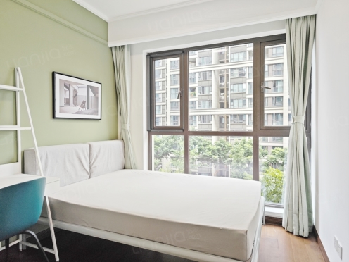 合租·绿地新里城二期 4居室 北卧