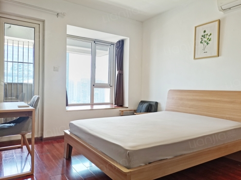 合租·蓝光凯丽香江 3居室 西南卧