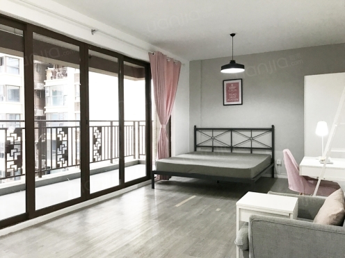 合租·龙湖九里晴川 5居室 南卧