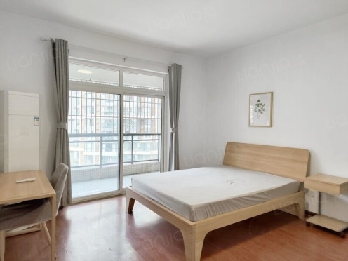 合租·南阳盛世 4居室 北卧