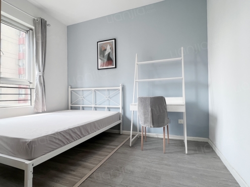 合租·优品尚东 4居室 西卧