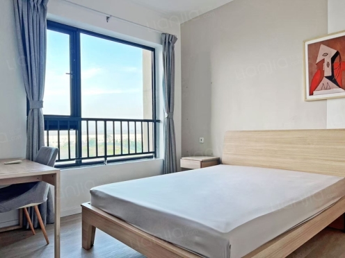 合租·凯德世纪名邸 4居室 西卧