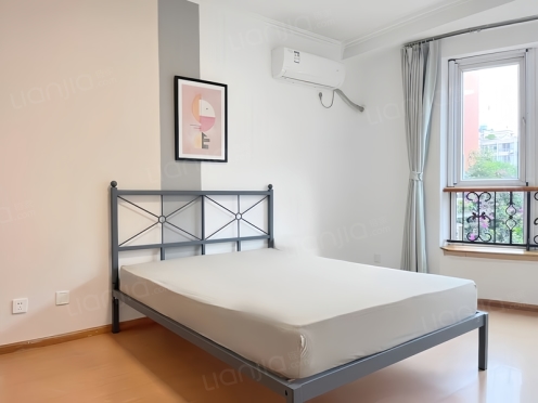 合租·富港花园 4居室 东卧