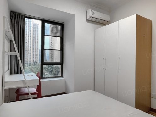 合租·朗基天香 4居室 东卧