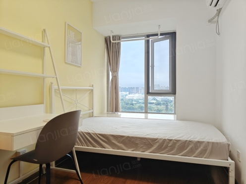 合租·中海兰庭 4居室 南卧