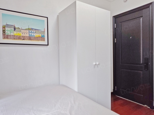 合租·万科翡翠公园 4居室 东卧