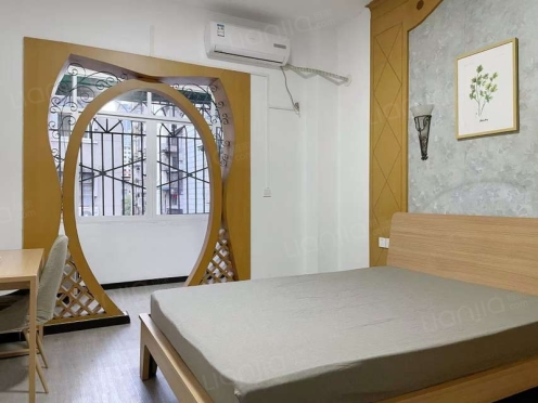 合租·文庙前街71号 3居室 东卧